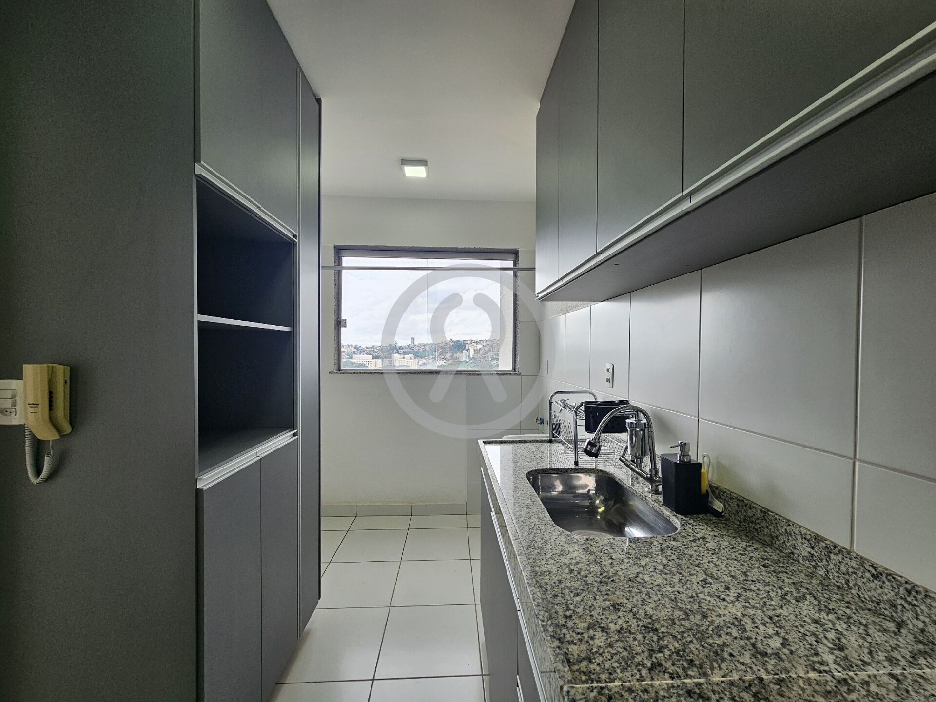 Apartamento para alugar com 2 quartos, 55m² - Foto 10