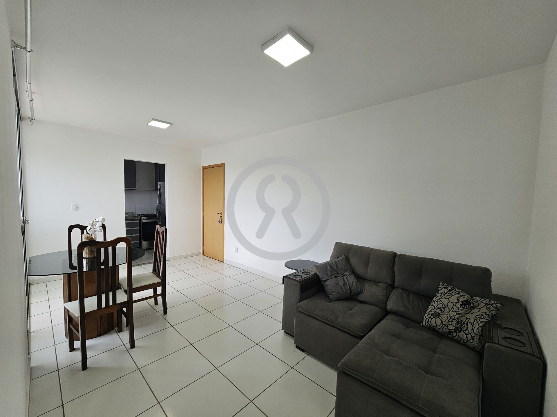 Apartamento para alugar com 2 quartos, 55m² - Foto 5