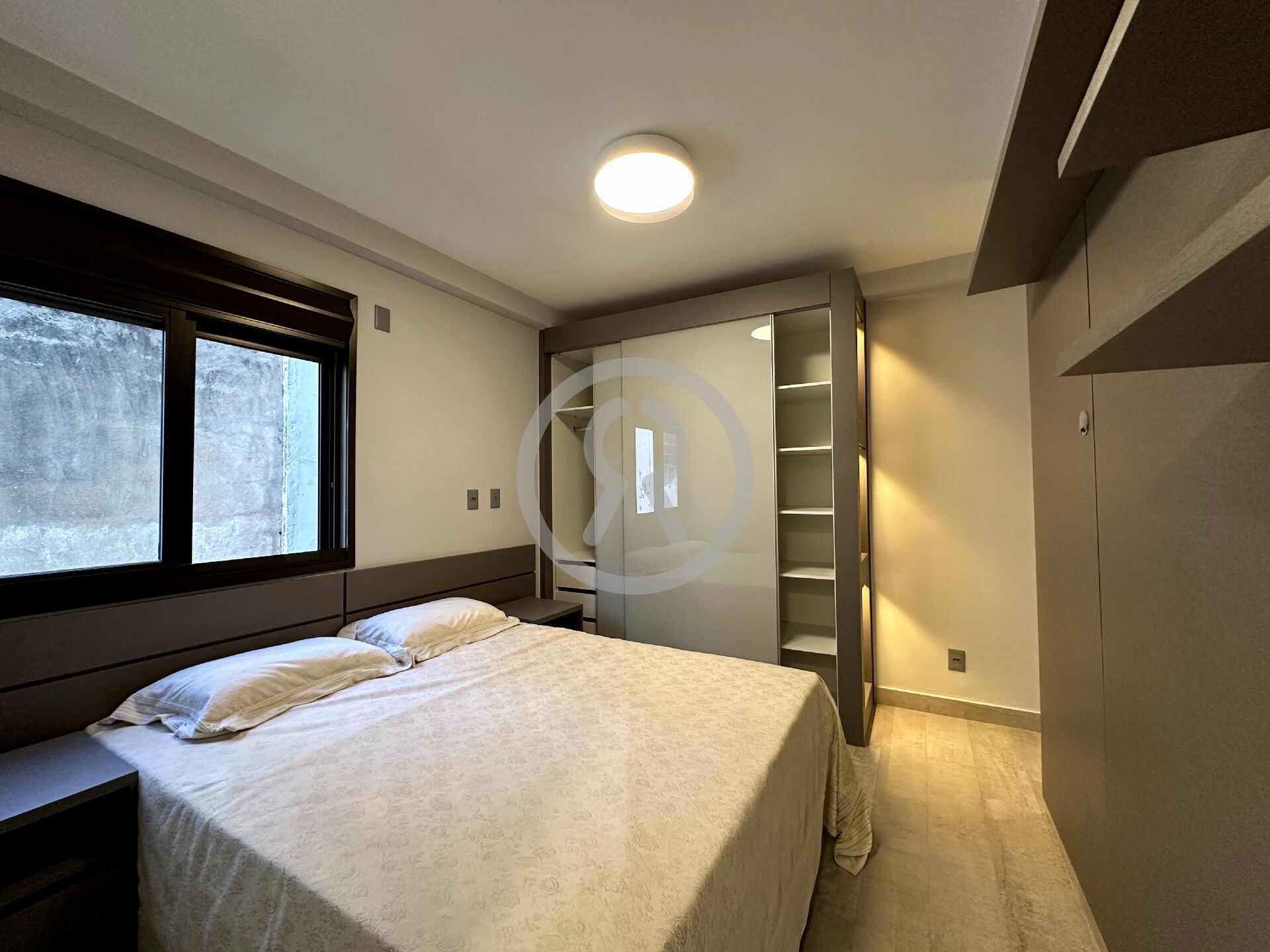 Apartamento à venda com 2 quartos, 61m² - Foto 29