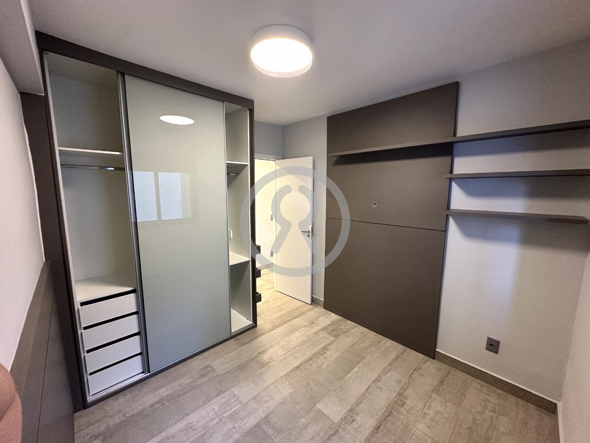 Apartamento à venda com 2 quartos, 61m² - Foto 22