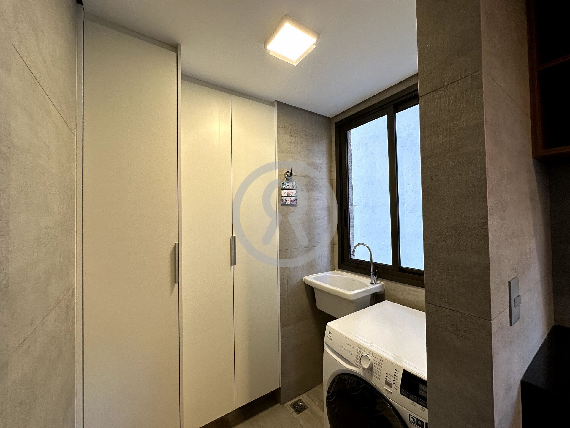Apartamento à venda com 2 quartos, 61m² - Foto 14