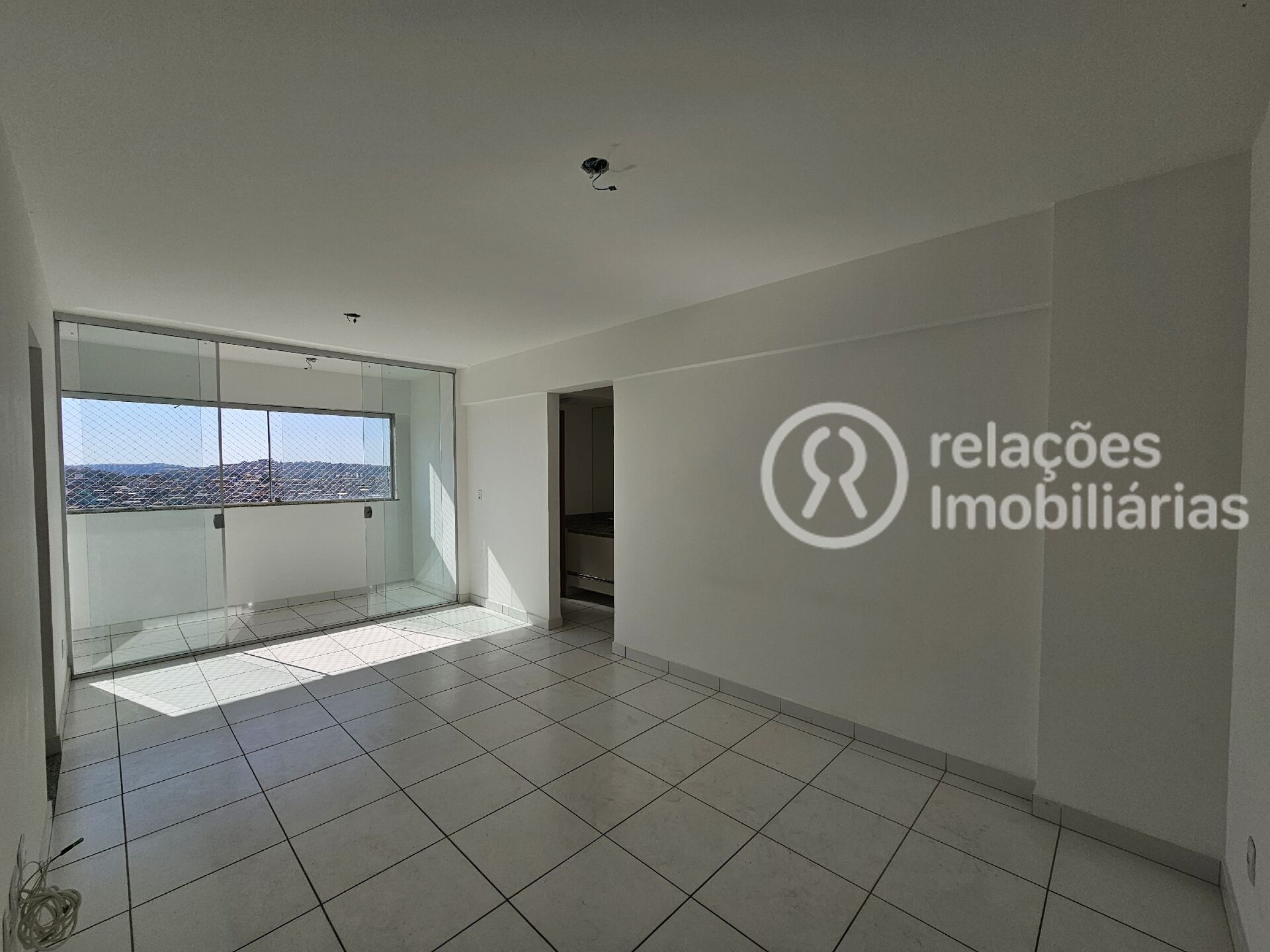 Apartamento para alugar com 3 quartos, 75m² - Foto 1