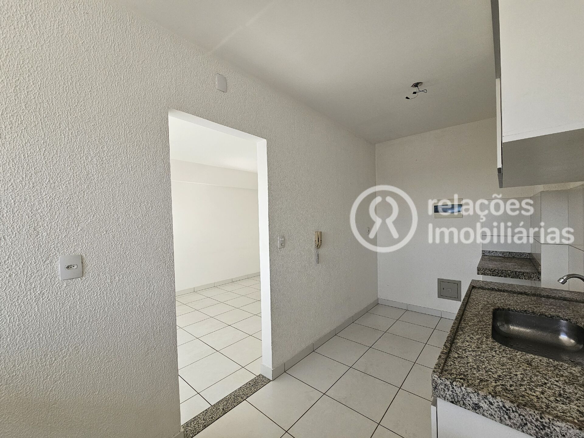 Apartamento para alugar com 3 quartos, 75m² - Foto 9