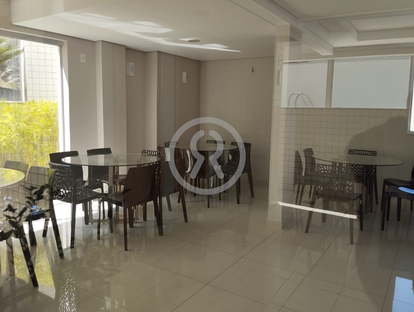 Apartamento para alugar com 2 quartos, 62m² - Foto 22