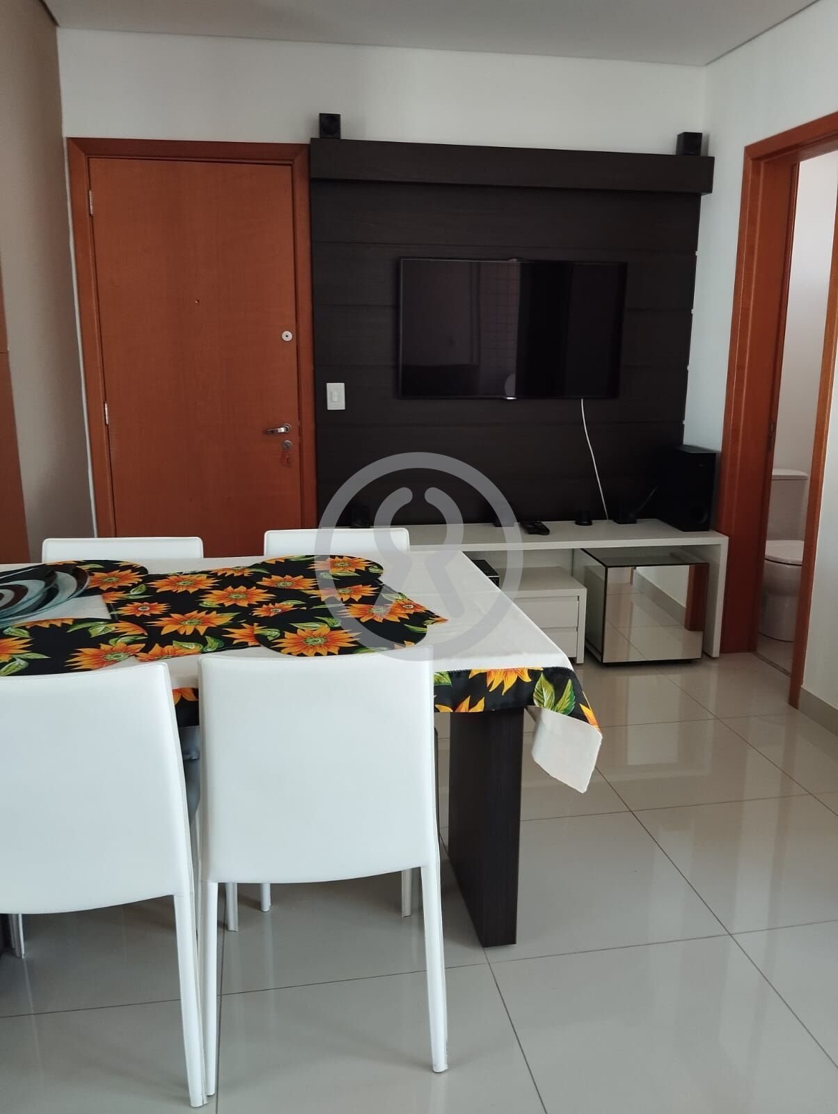 Apartamento para alugar com 2 quartos, 62m² - Foto 4