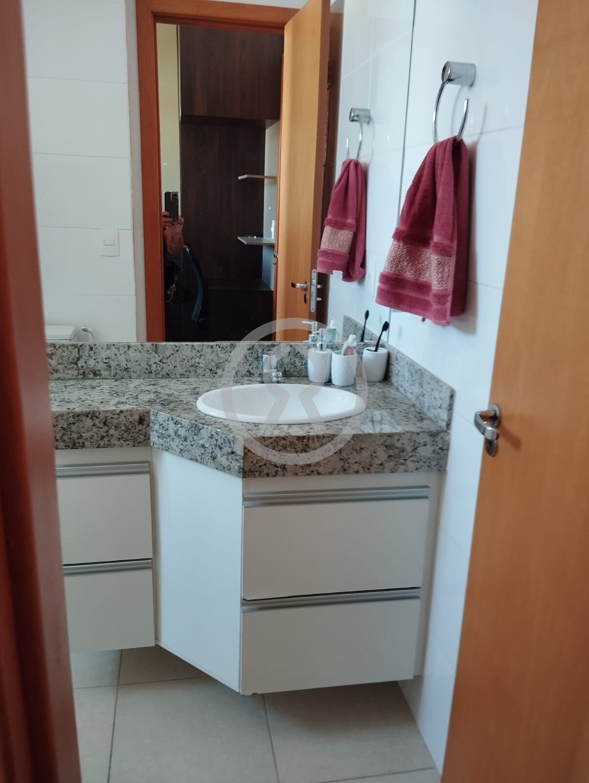 Apartamento para alugar com 2 quartos, 62m² - Foto 16