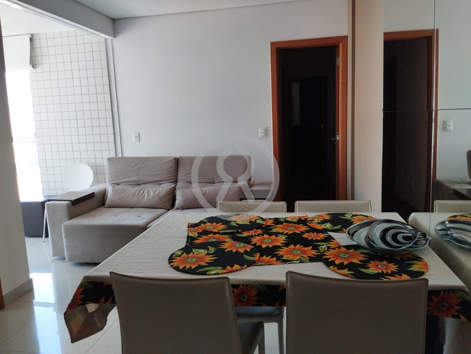 Apartamento para alugar com 2 quartos, 62m² - Foto 1