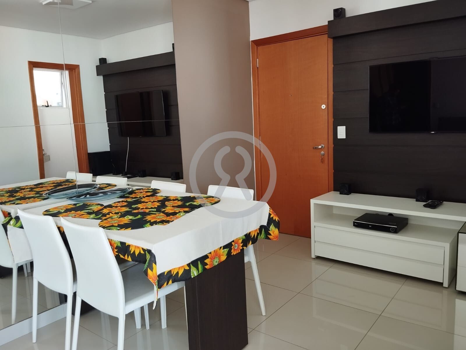 Apartamento para alugar com 2 quartos, 62m² - Foto 5