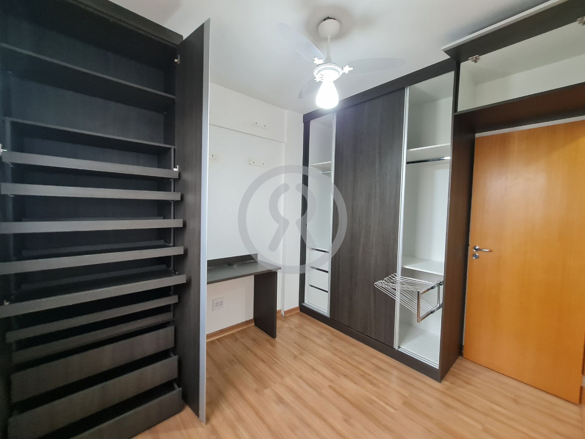 Apartamento para alugar com 2 quartos, 55m² - Foto 18
