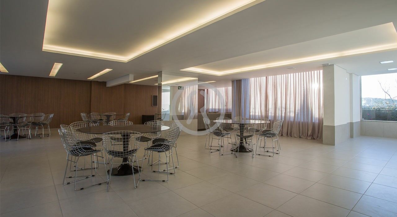 Apartamento para alugar com 2 quartos, 55m² - Foto 40