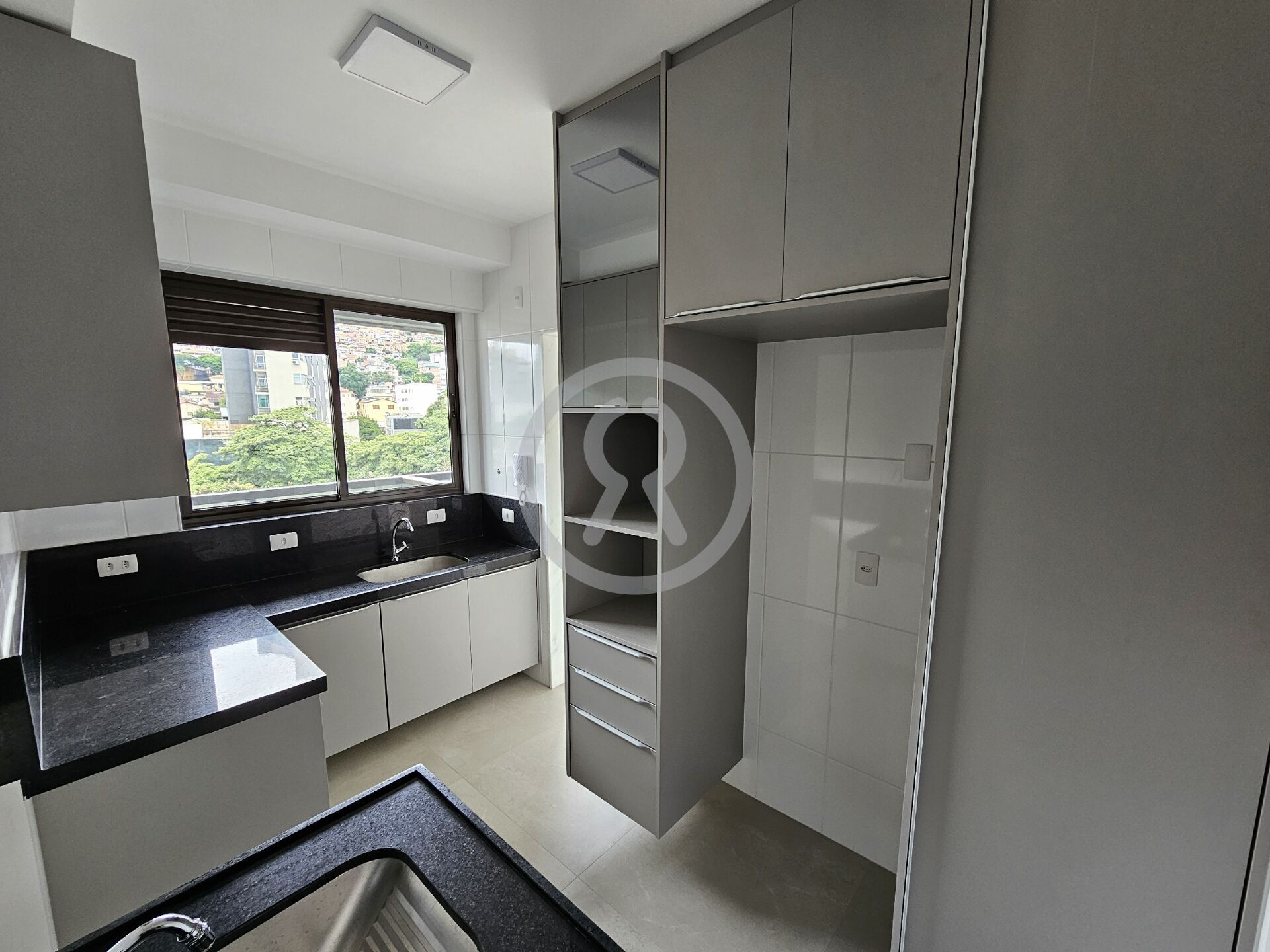 Apartamento para alugar com 3 quartos, 75m² - Foto 14