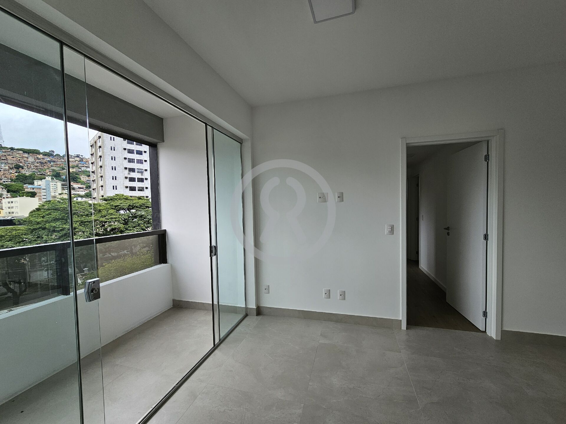 Apartamento para alugar com 3 quartos, 75m² - Foto 11