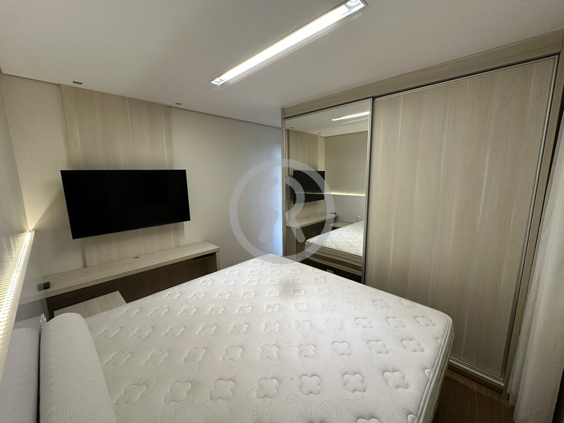 Apartamento para alugar com 2 quartos, 77m² - Foto 23