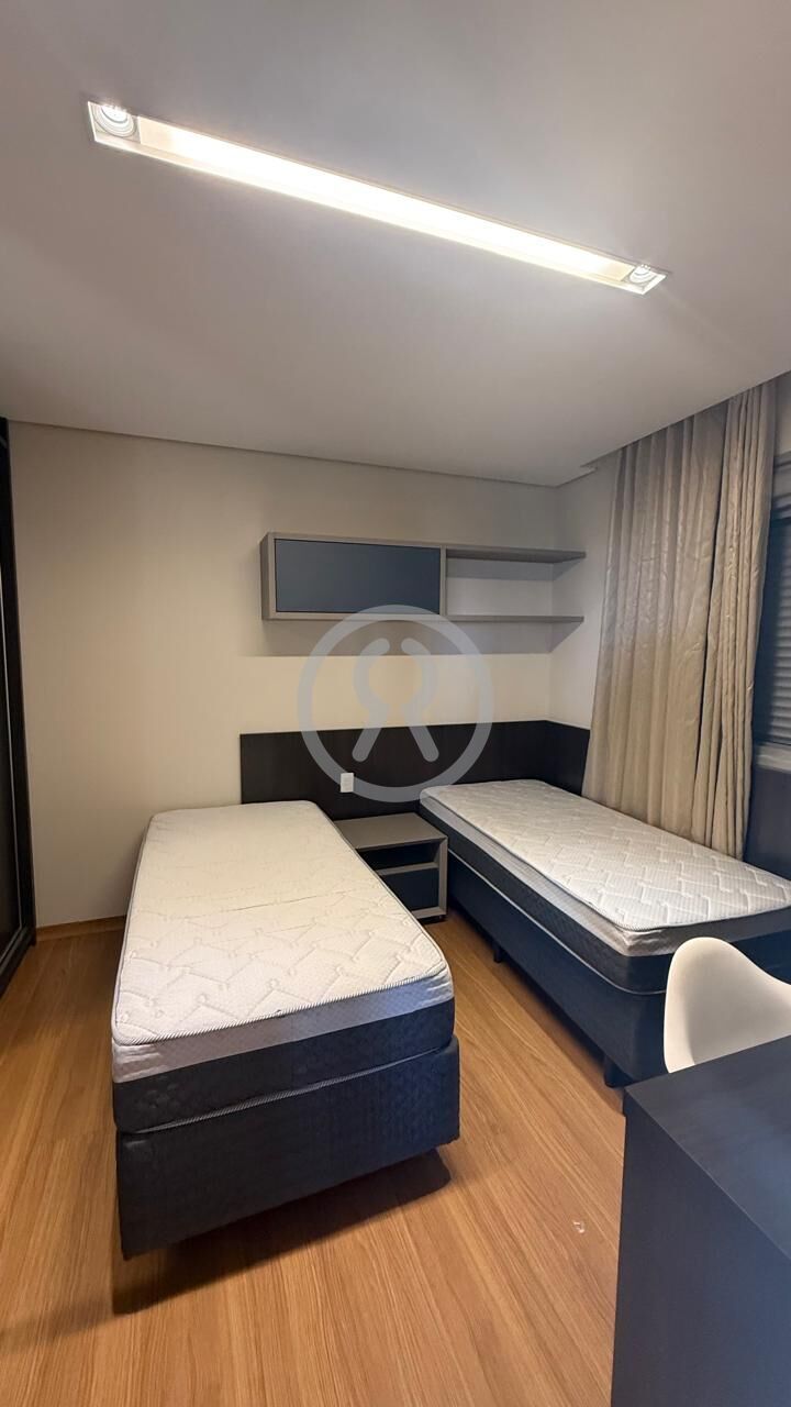 Apartamento para alugar com 2 quartos, 77m² - Foto 28