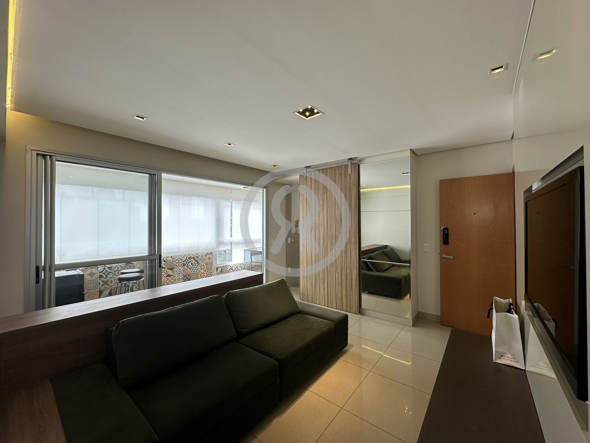 Apartamento para alugar com 2 quartos, 77m² - Foto 5