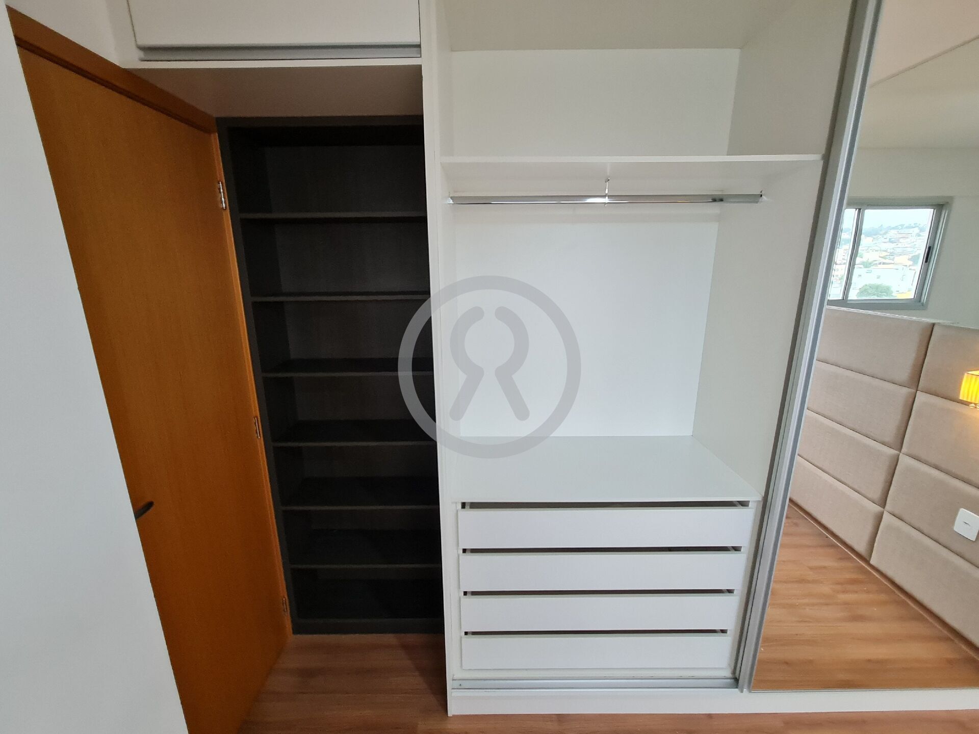 Apartamento à venda com 2 quartos, 55m² - Foto 21