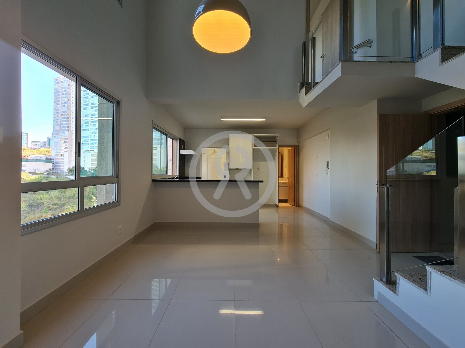 Apartamento à venda com 1 quarto, 67m² - Foto 2