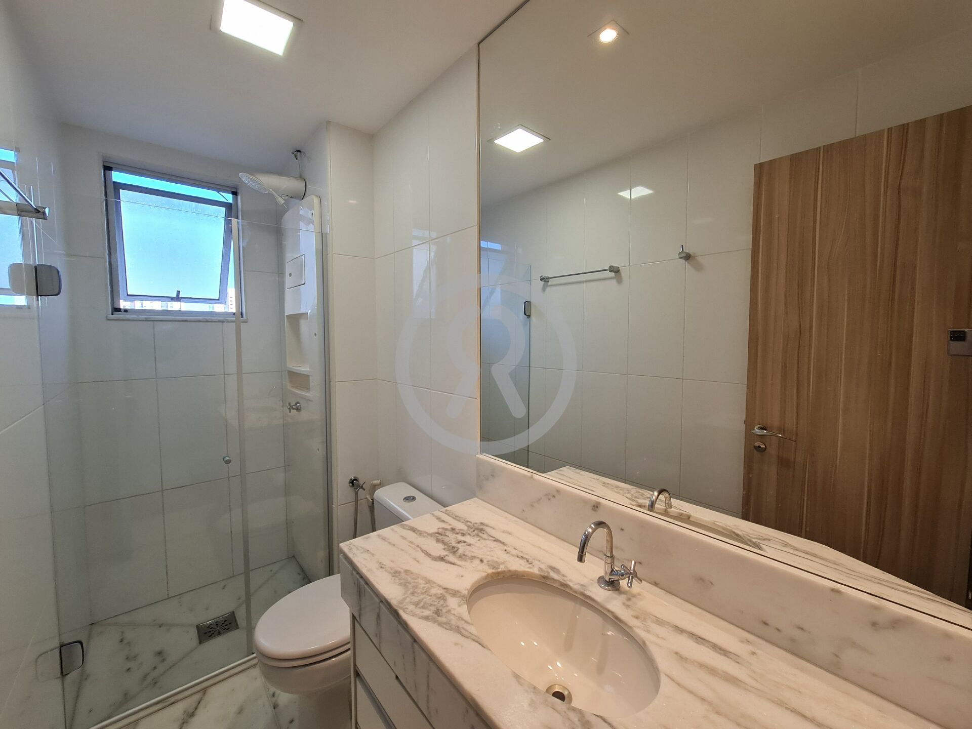 Apartamento à venda com 1 quarto, 67m² - Foto 20