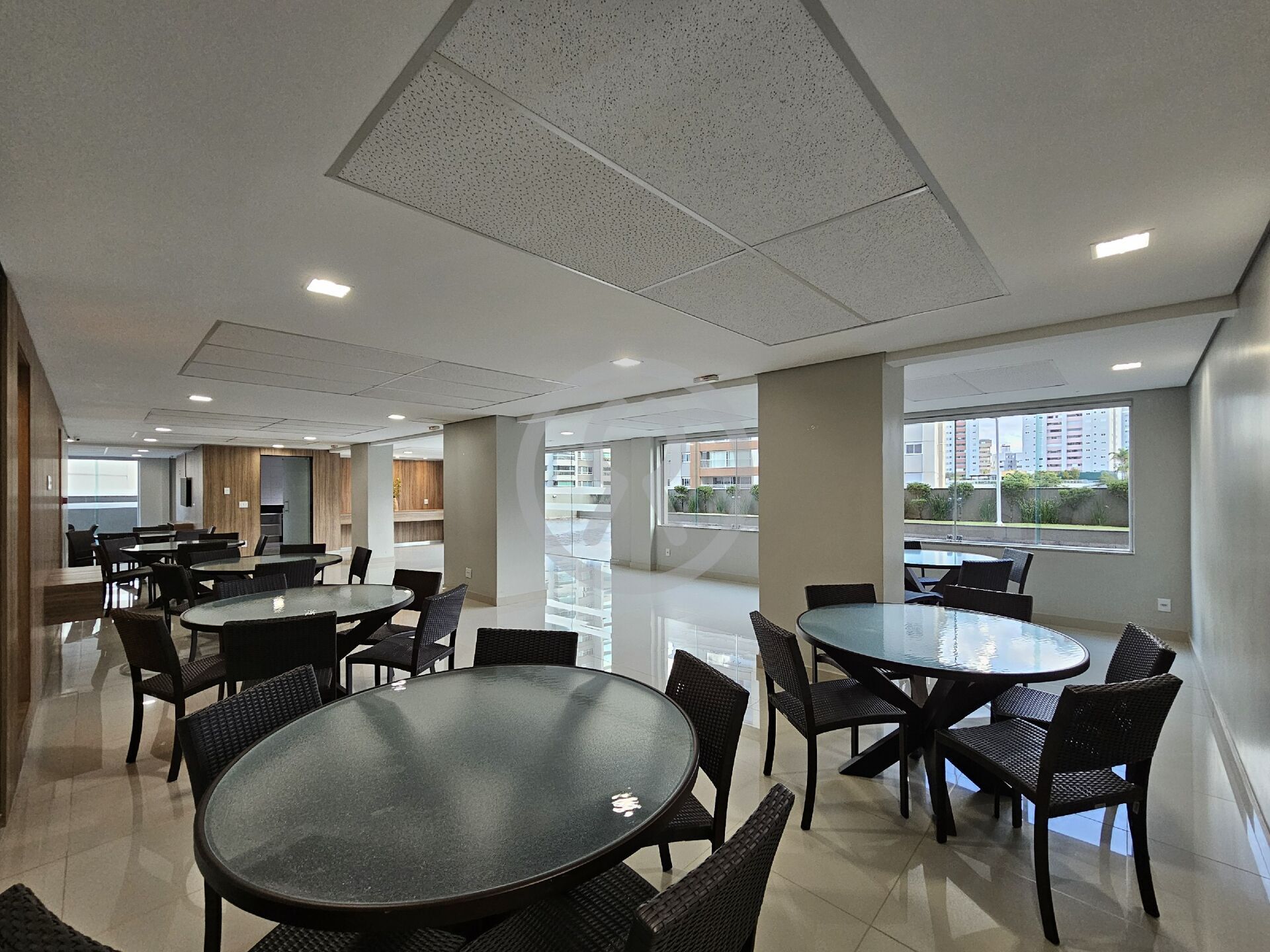 Apartamento à venda com 1 quarto, 67m² - Foto 42