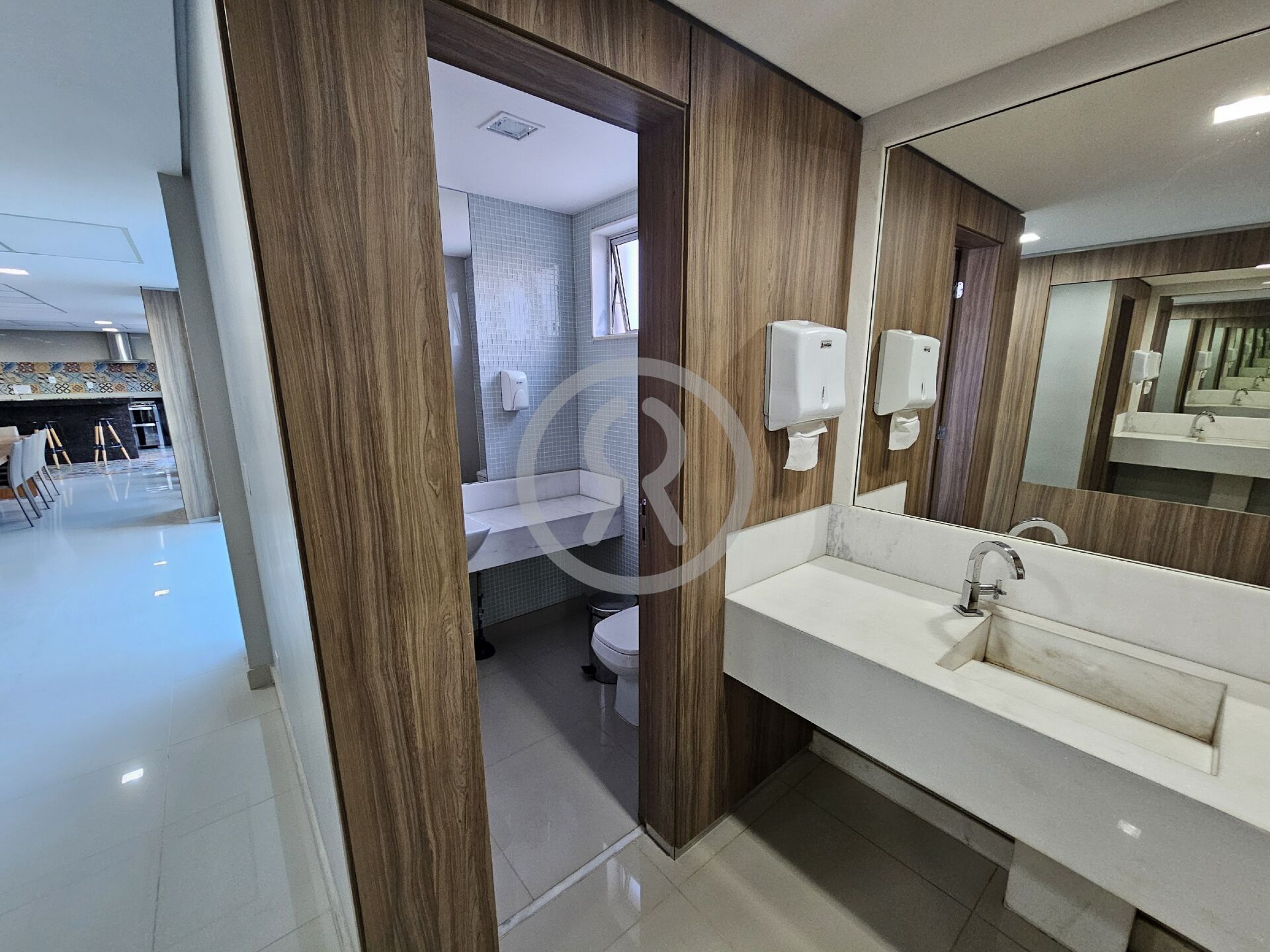 Apartamento à venda com 1 quarto, 67m² - Foto 39
