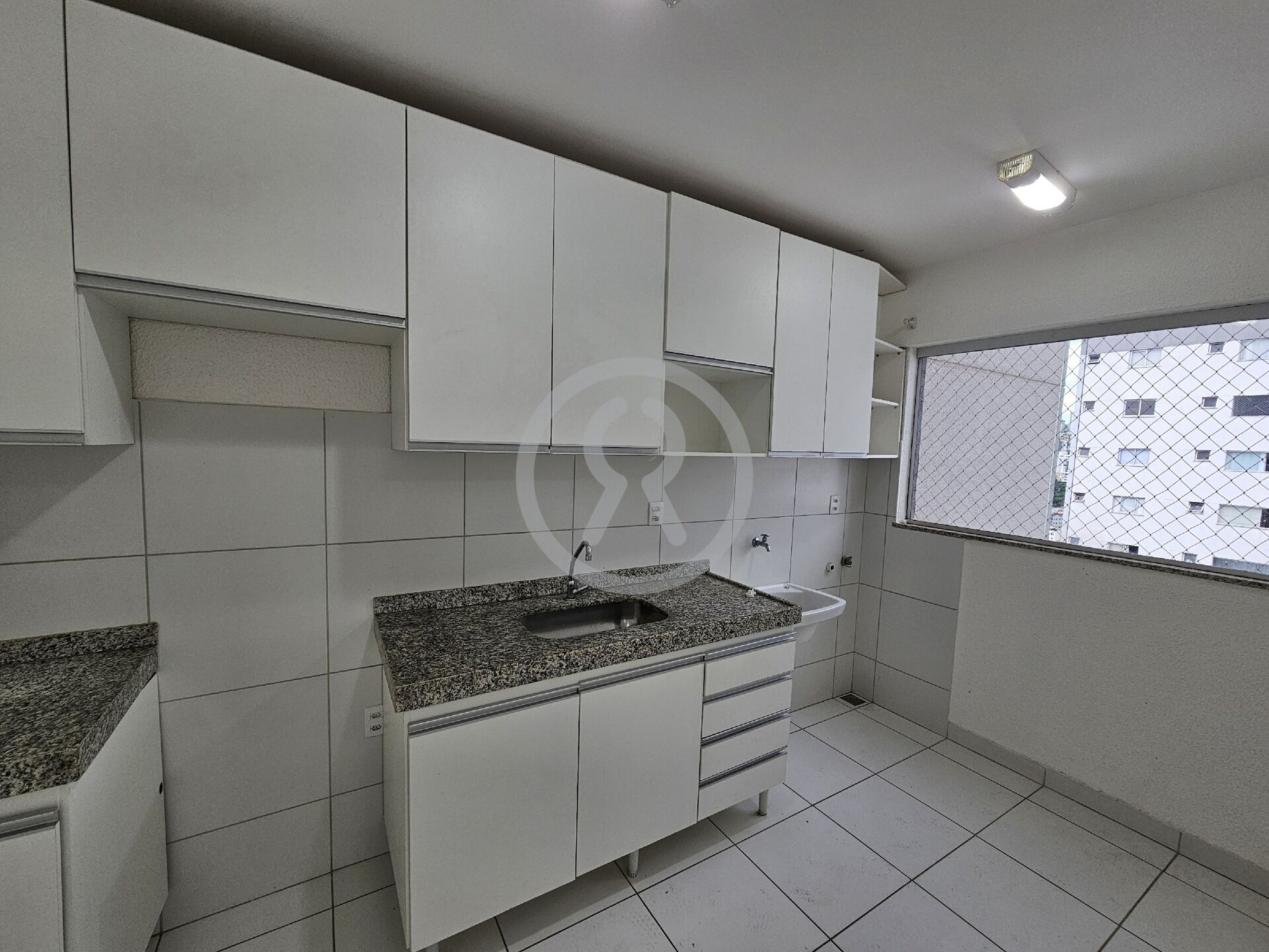 Apartamento para alugar com 2 quartos, 55m² - Foto 7