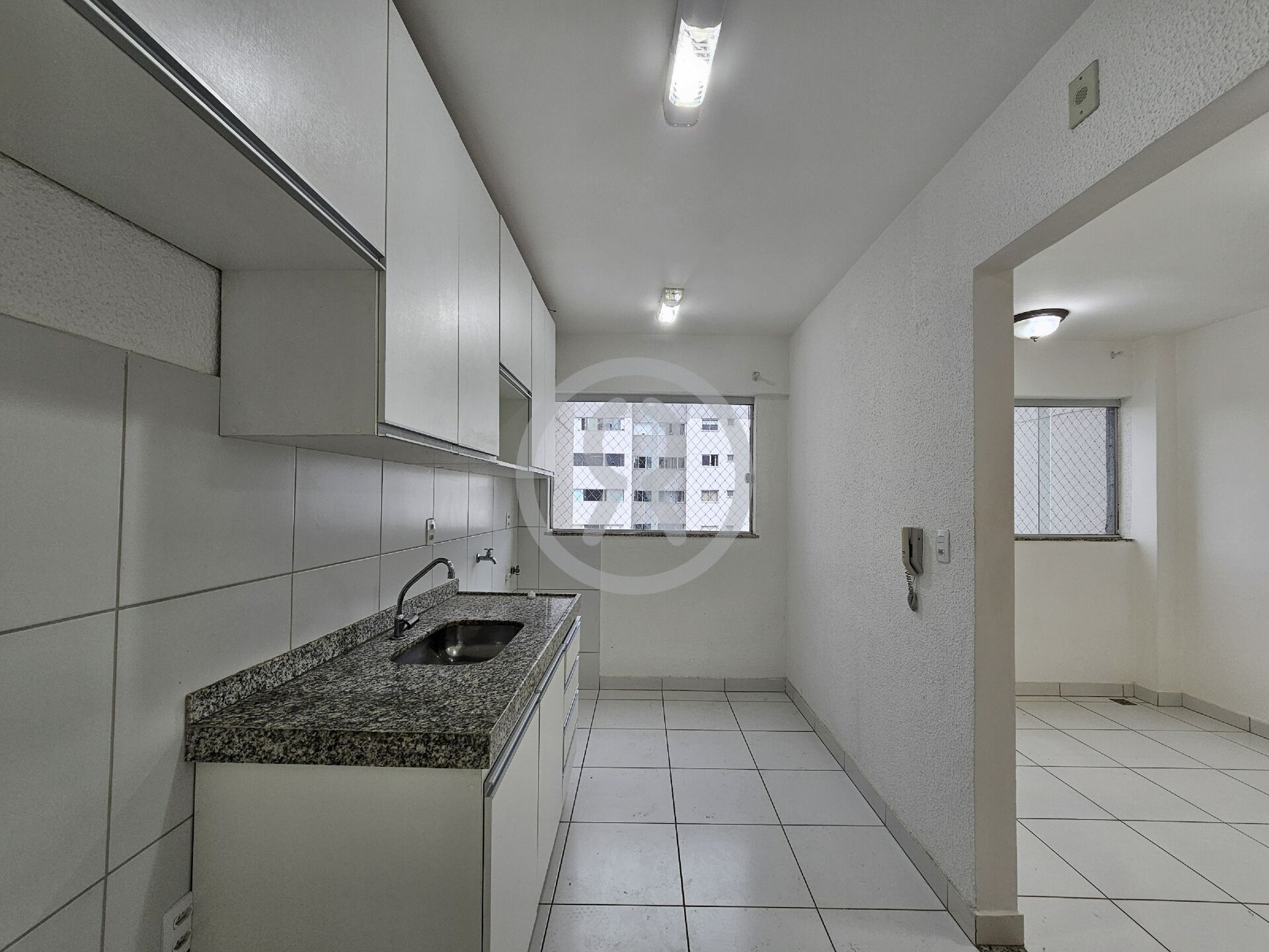 Apartamento para alugar com 2 quartos, 55m² - Foto 9