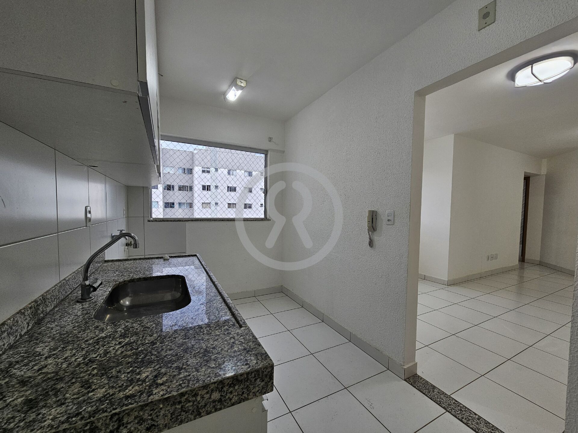 Apartamento para alugar com 2 quartos, 55m² - Foto 8