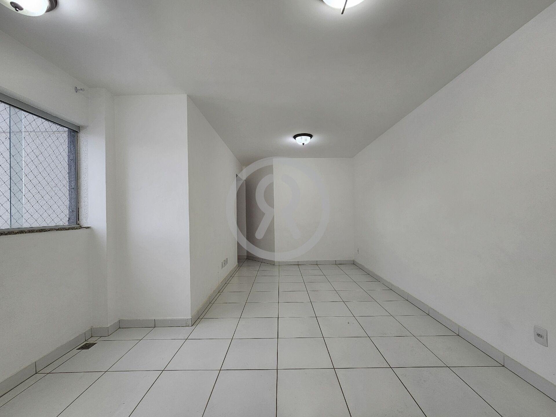 Apartamento para alugar com 2 quartos, 55m² - Foto 2