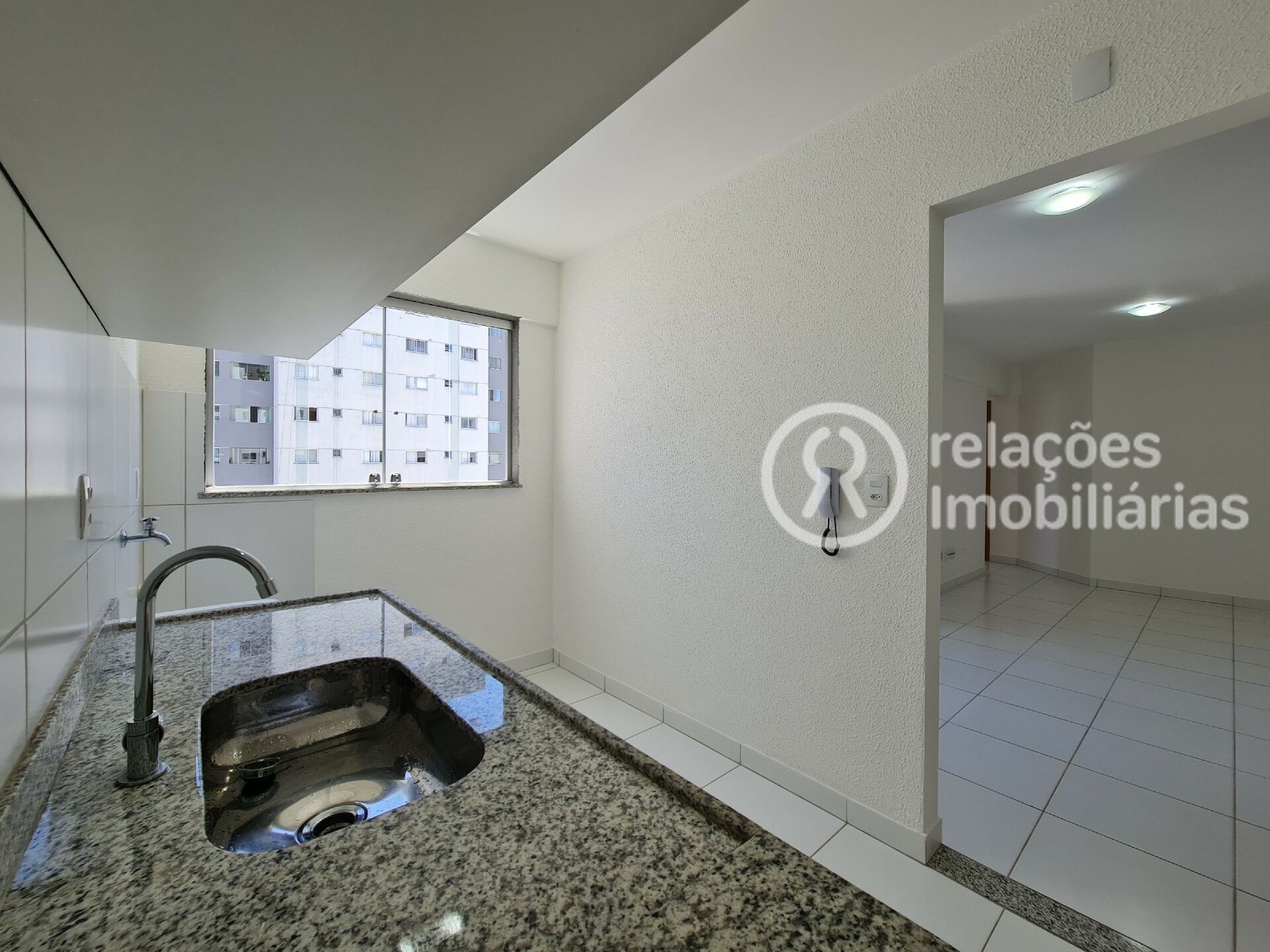 Apartamento para alugar com 2 quartos, 55m² - Foto 11