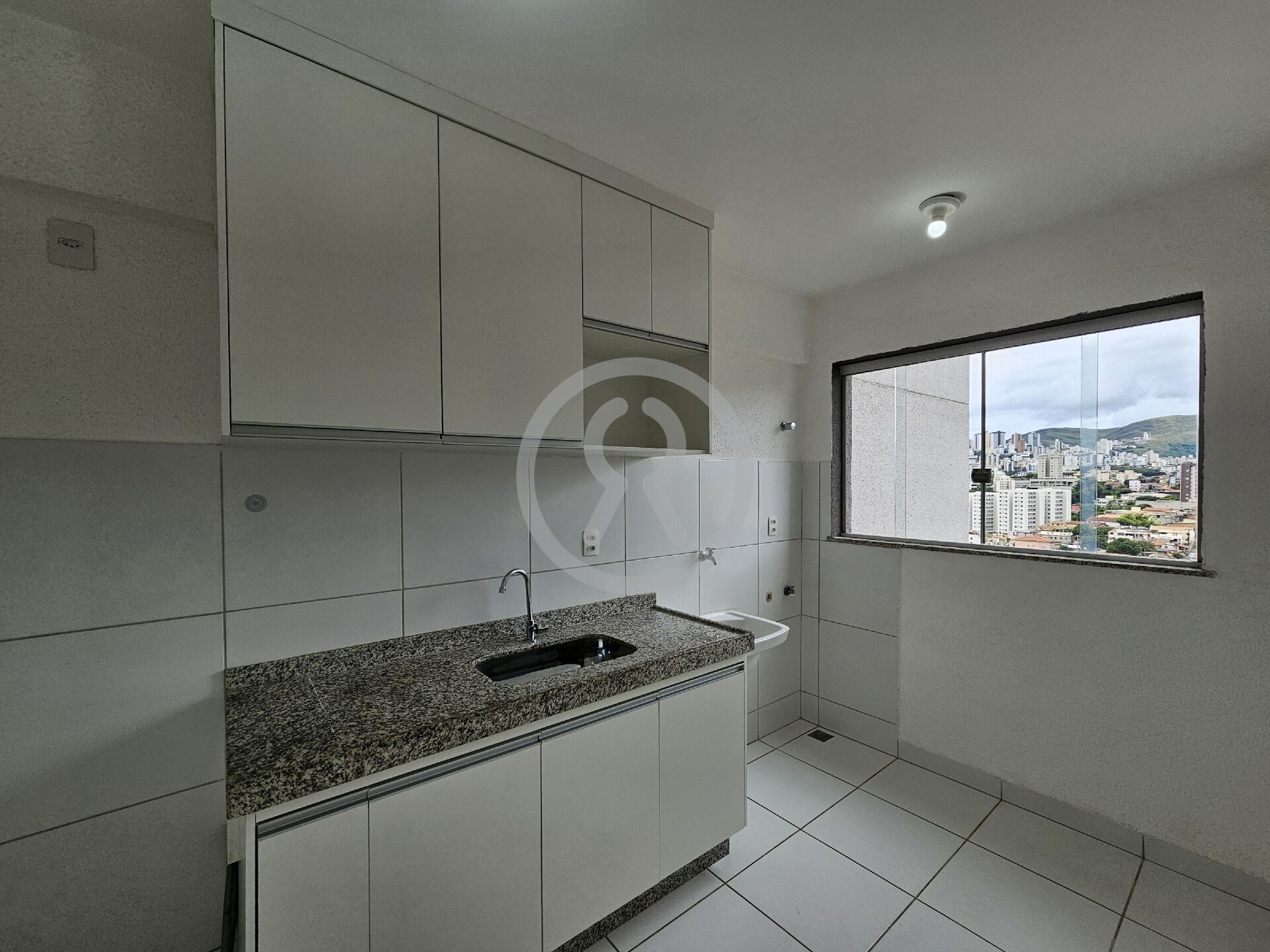 Apartamento à venda com 2 quartos, 55m² - Foto 6