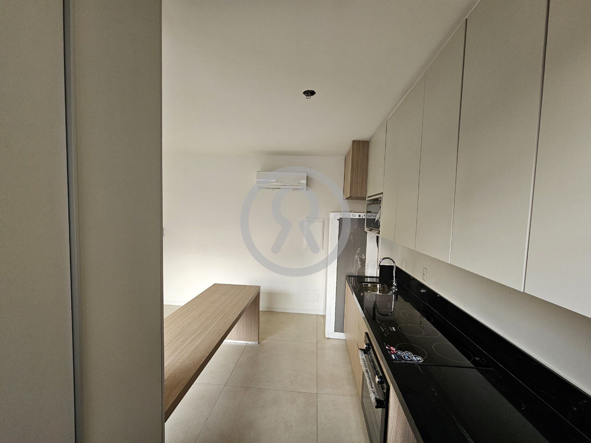 Apartamento para alugar com 2 quartos, 73m² - Foto 9