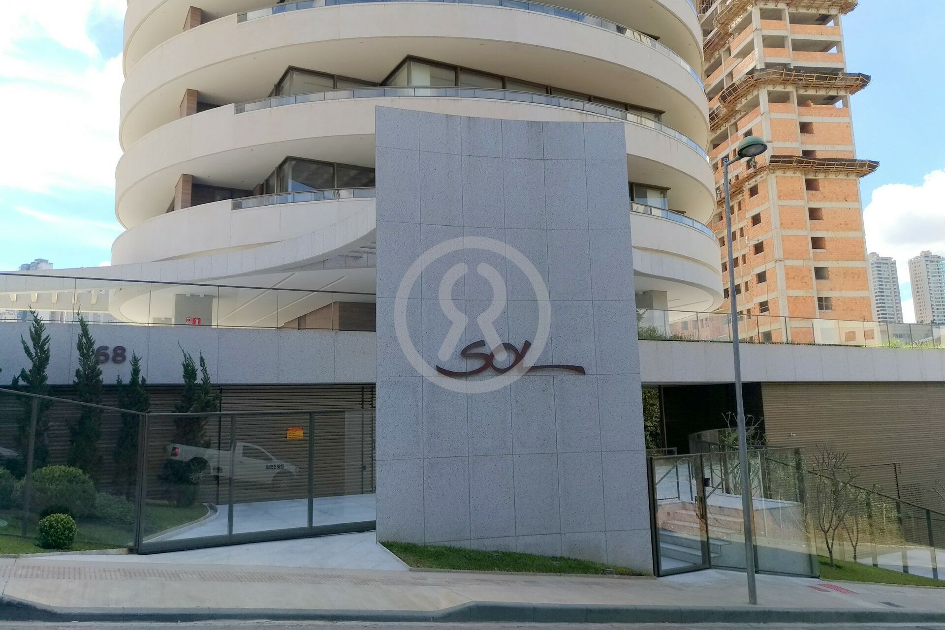 Apartamento à venda com 4 quartos, 581m² - Foto 1