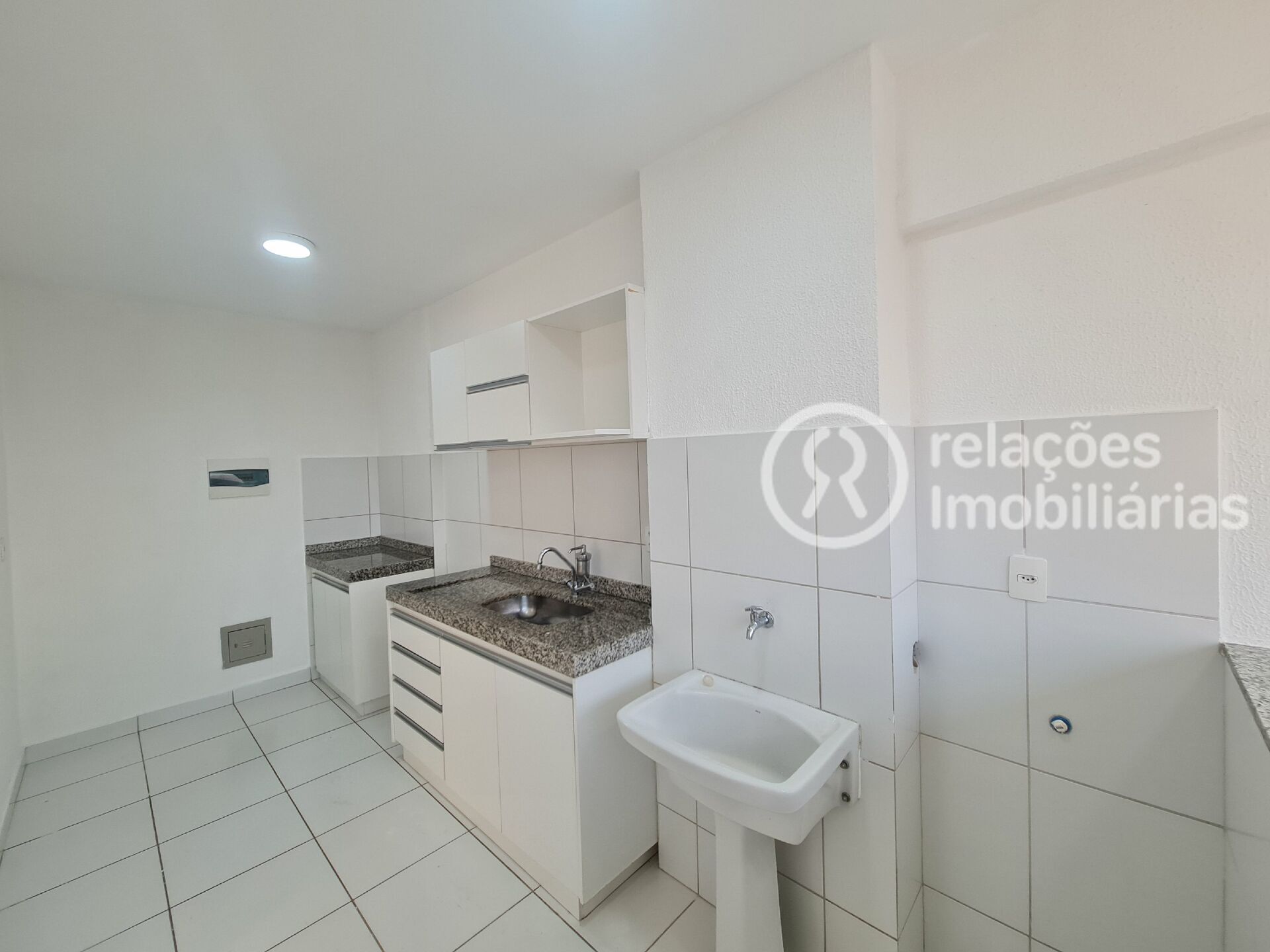 Apartamento para alugar com 3 quartos, 75m² - Foto 13