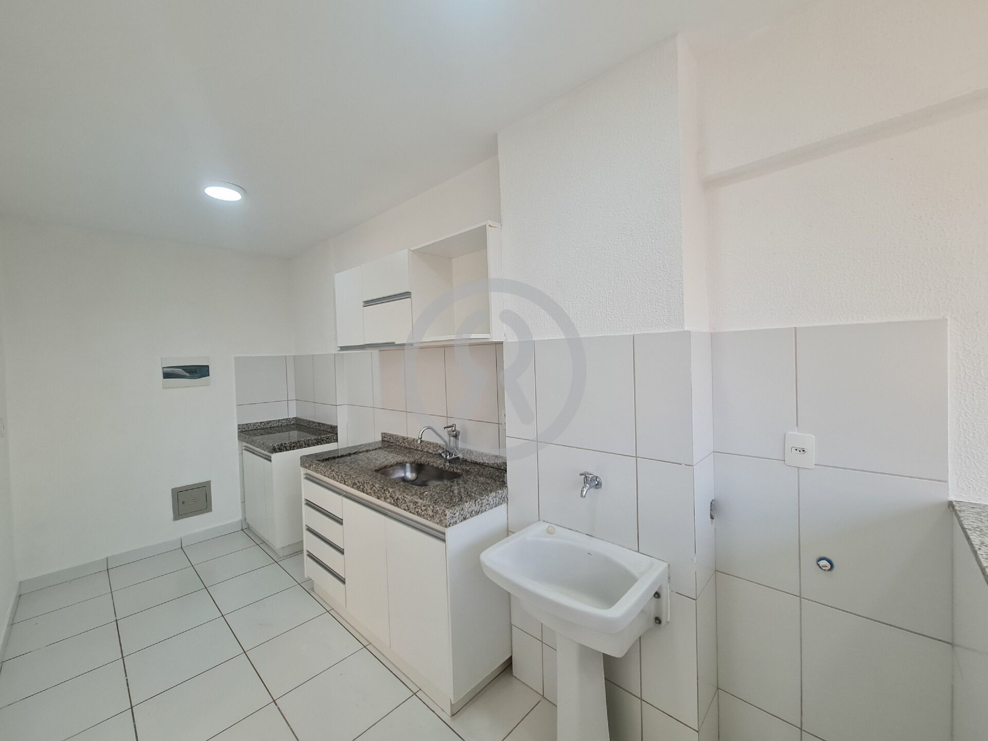 Apartamento para alugar com 3 quartos, 75m² - Foto 13