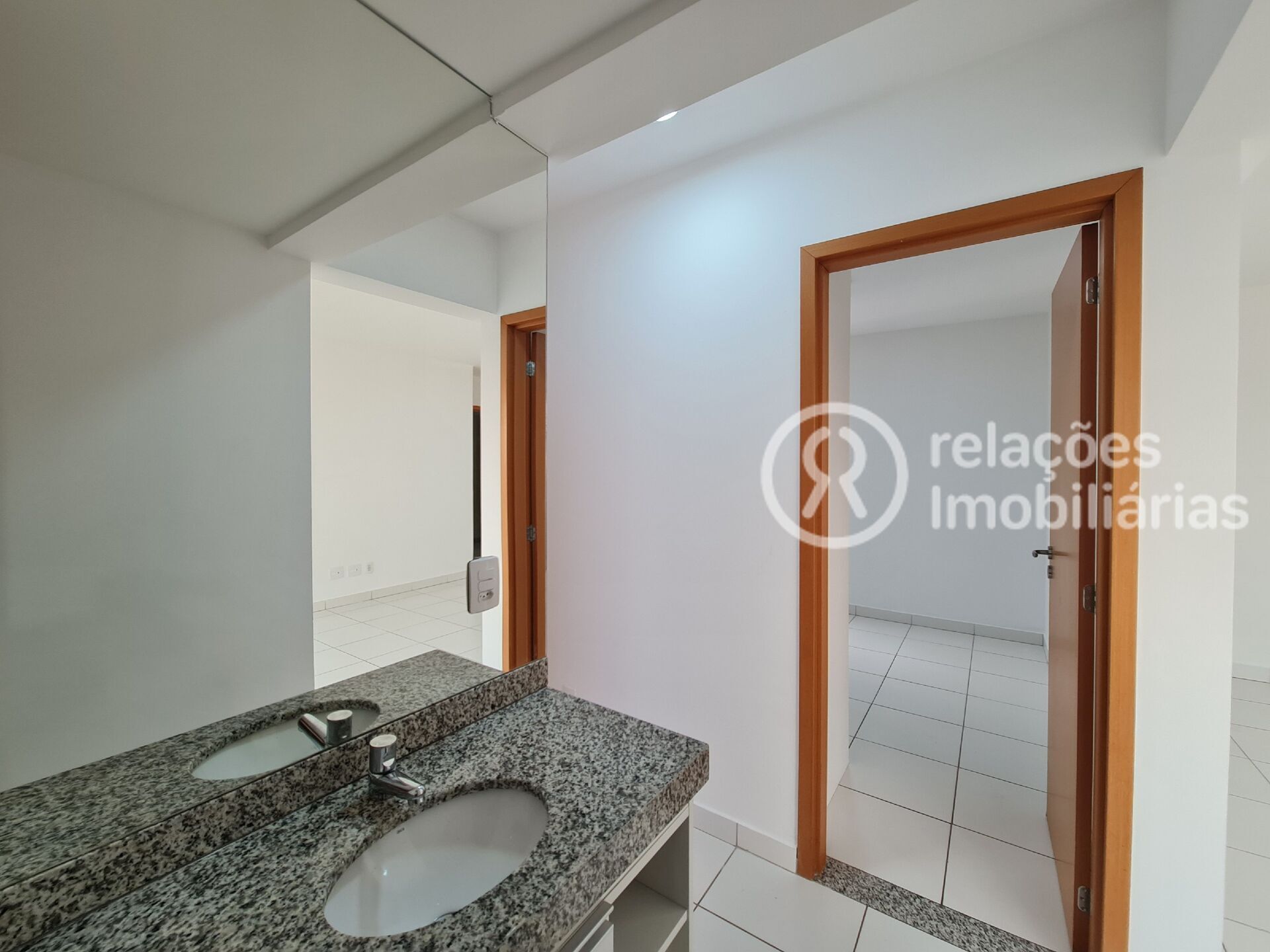 Apartamento para alugar com 3 quartos, 75m² - Foto 19