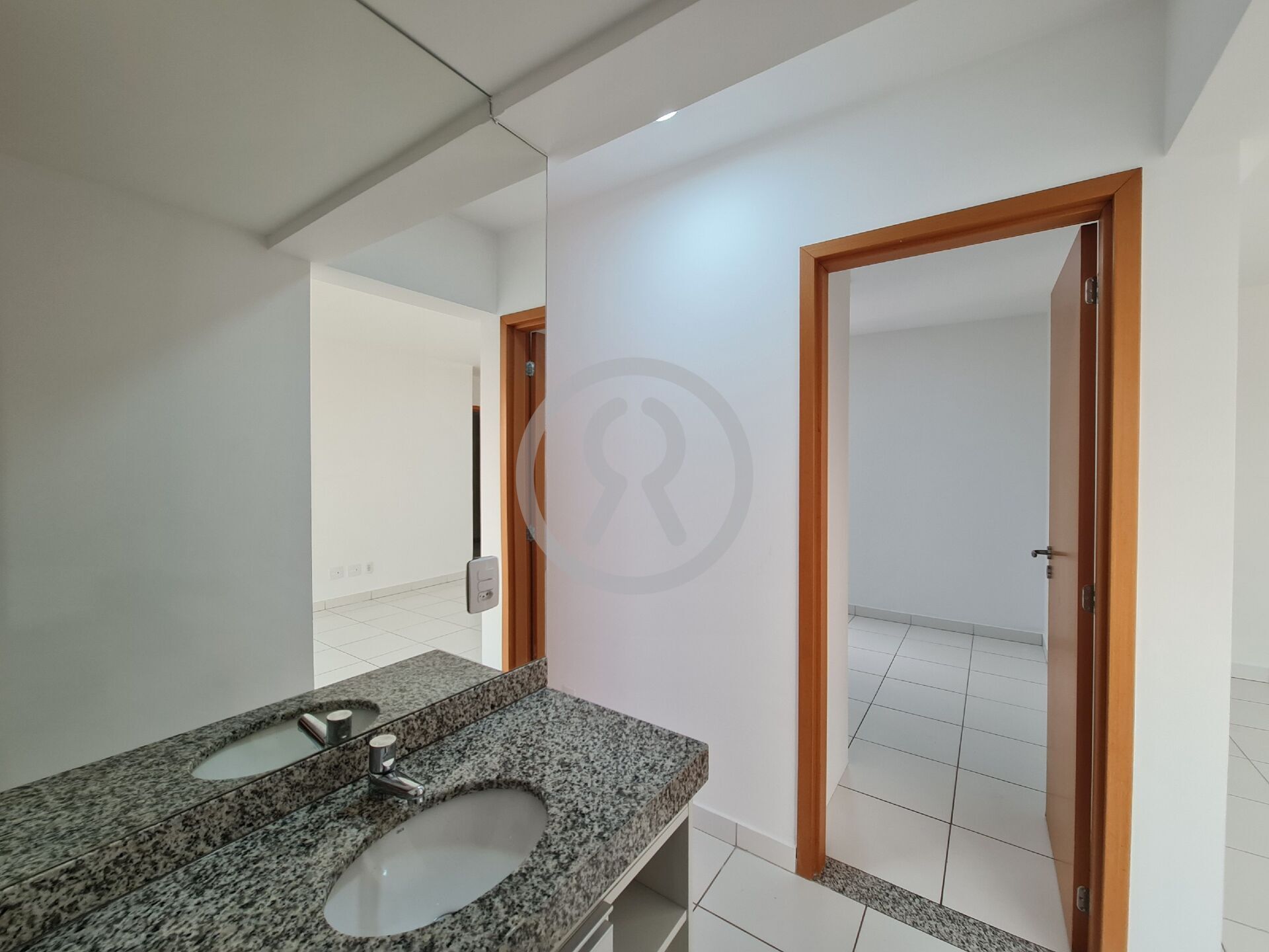 Apartamento para alugar com 3 quartos, 75m² - Foto 19