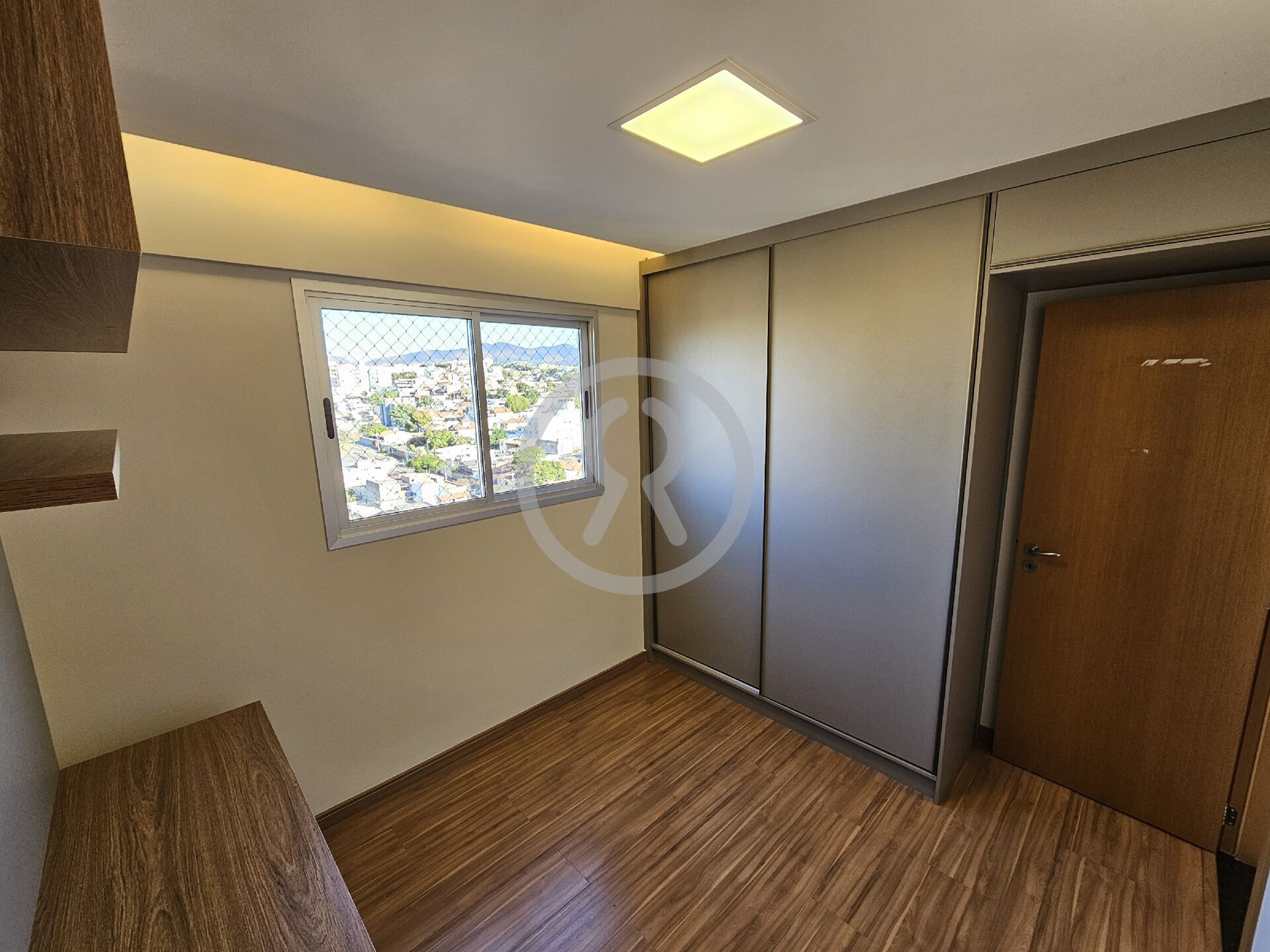 Apartamento à venda com 3 quartos, 75m² - Foto 23