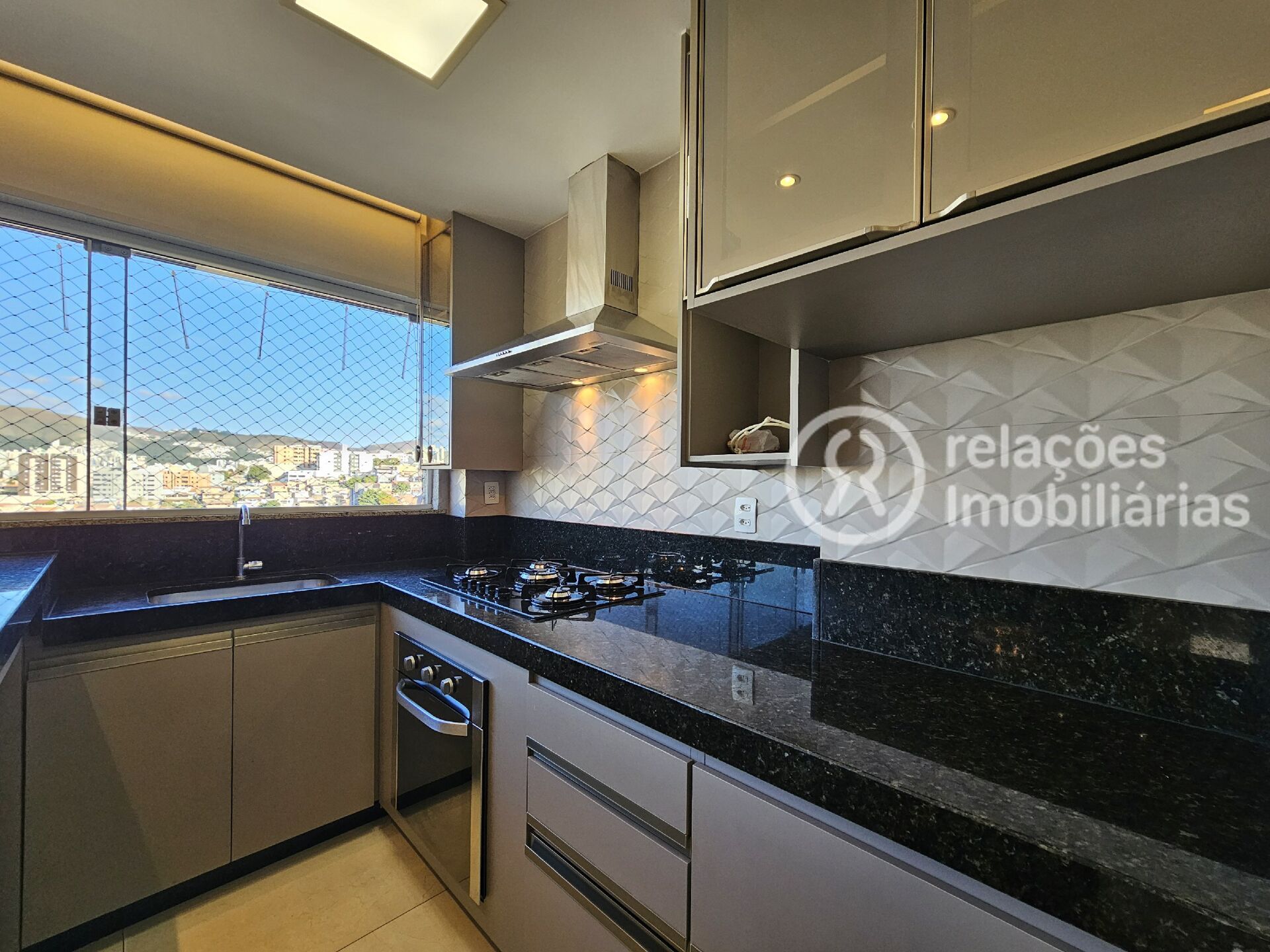 Apartamento à venda com 3 quartos, 75m² - Foto 11