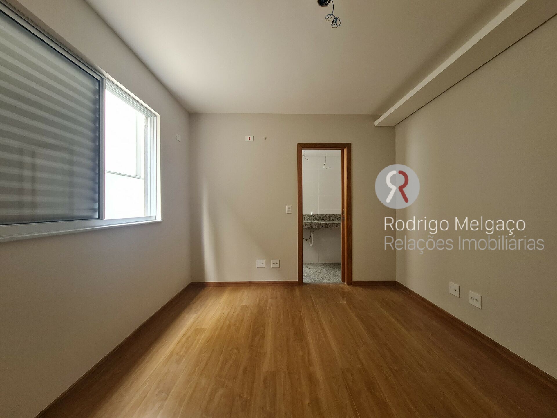 Apartamento à venda com 2 quartos, 105m² - Foto 27