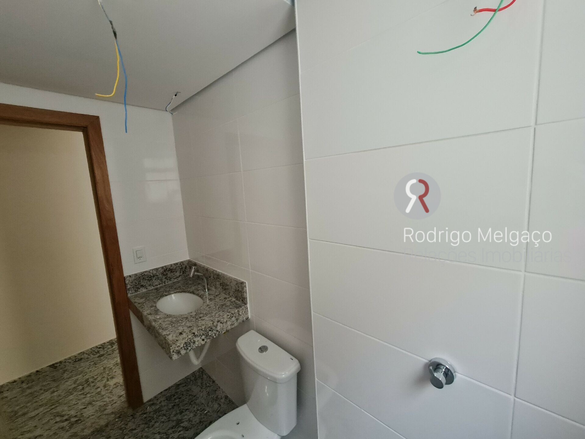 Apartamento à venda com 2 quartos, 105m² - Foto 21