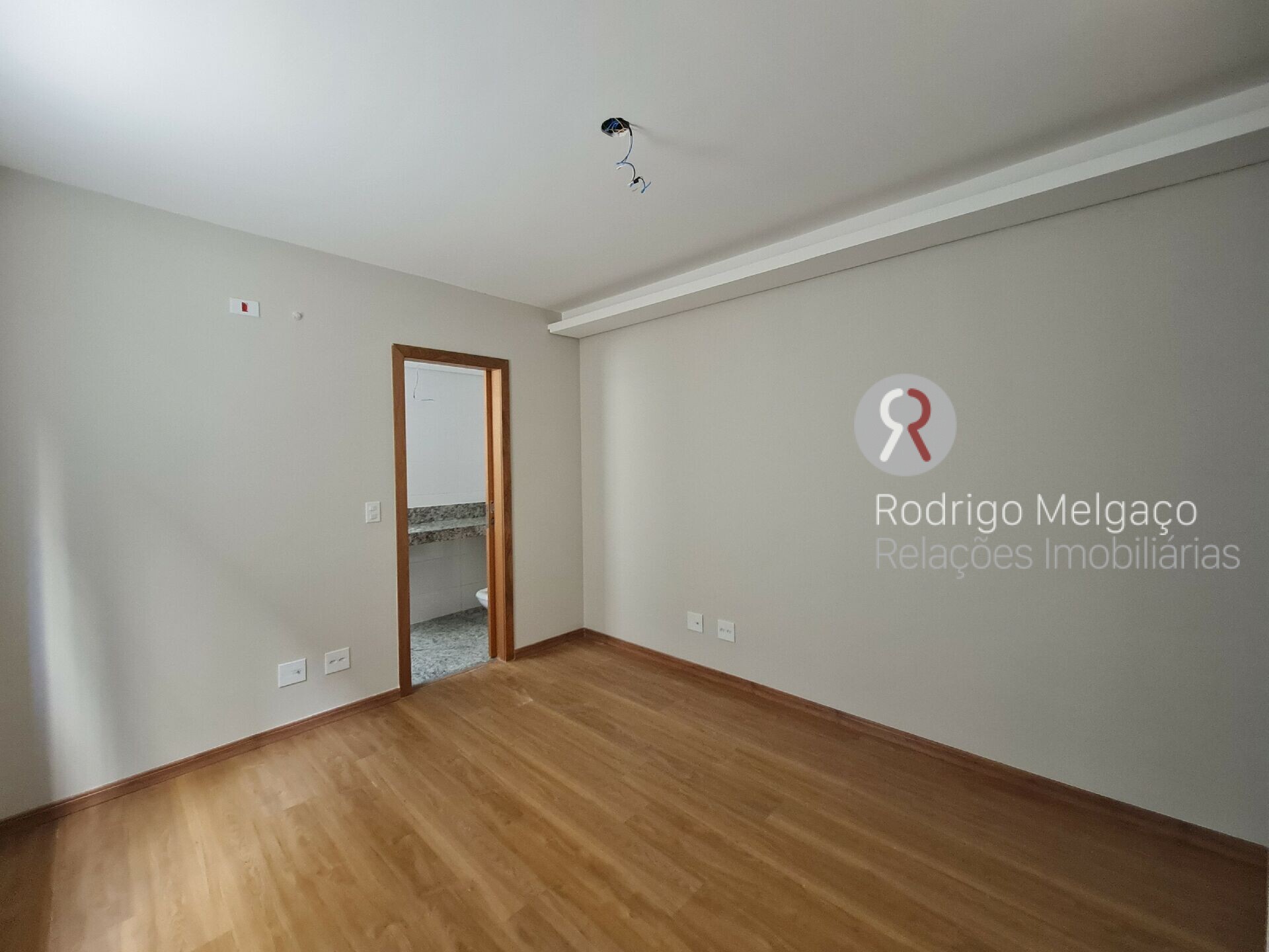 Apartamento à venda com 2 quartos, 105m² - Foto 26