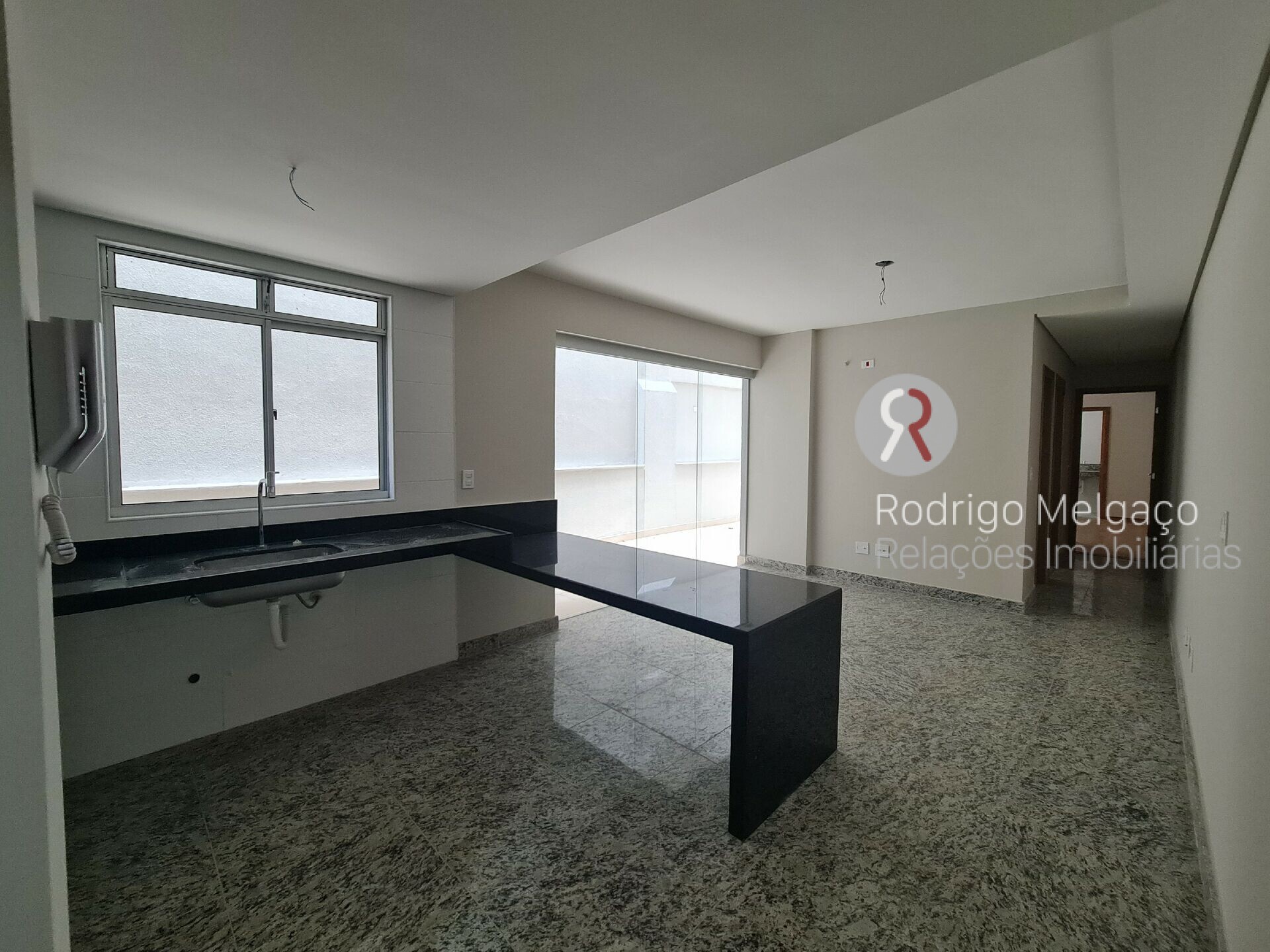 Apartamento à venda com 2 quartos, 105m² - Foto 5