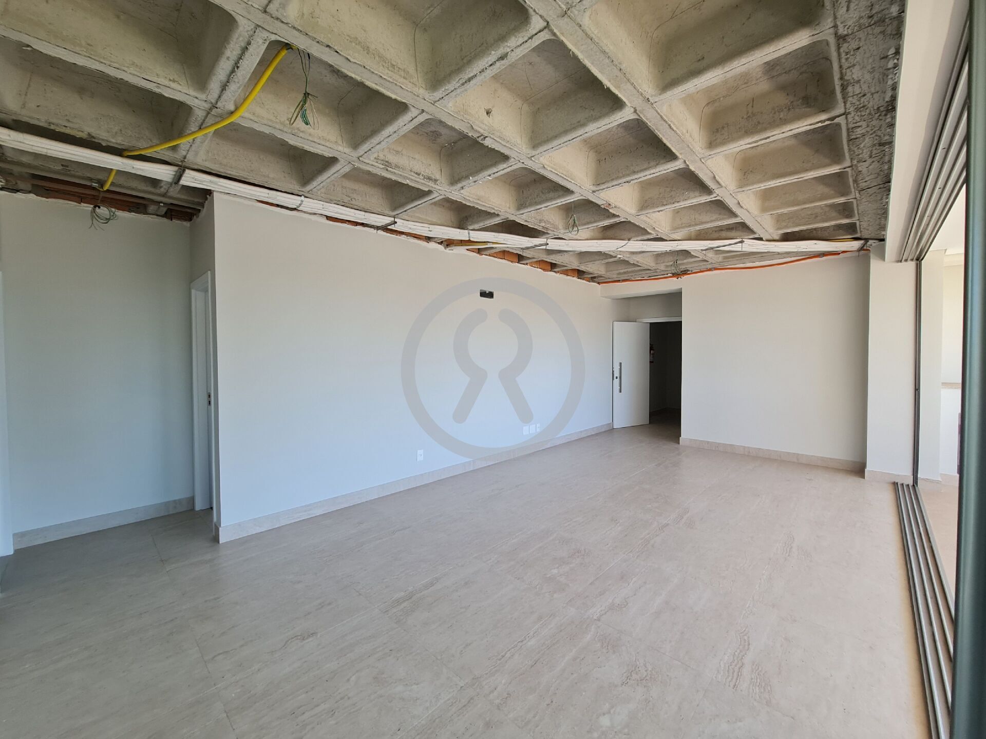 Apartamento à venda com 4 quartos, 174m² - Foto 8