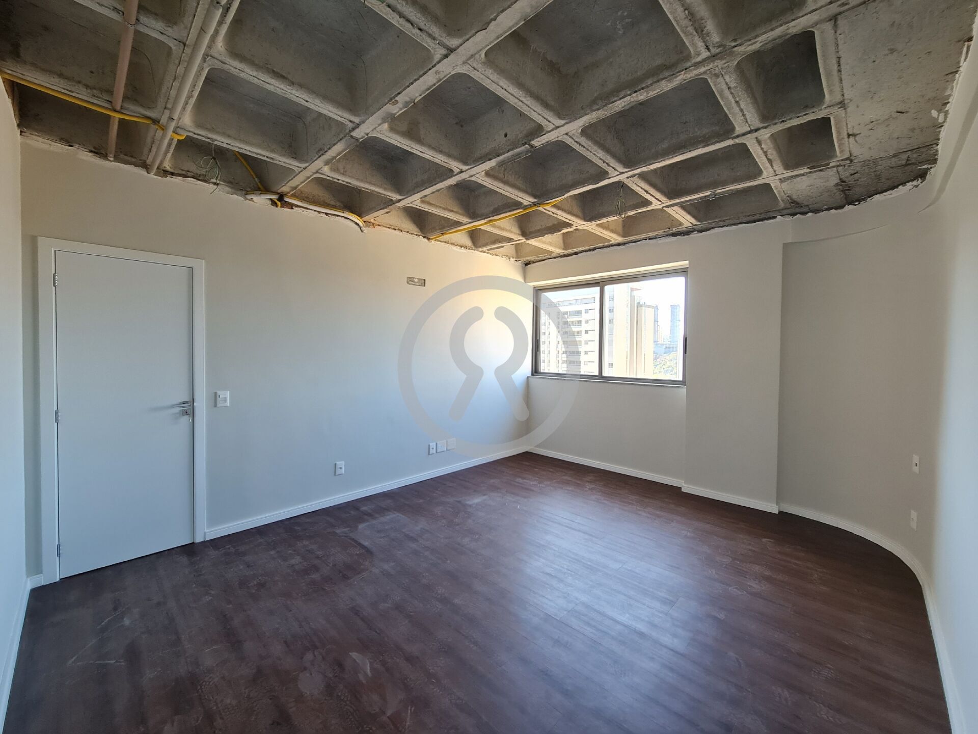 Apartamento à venda com 4 quartos, 174m² - Foto 35