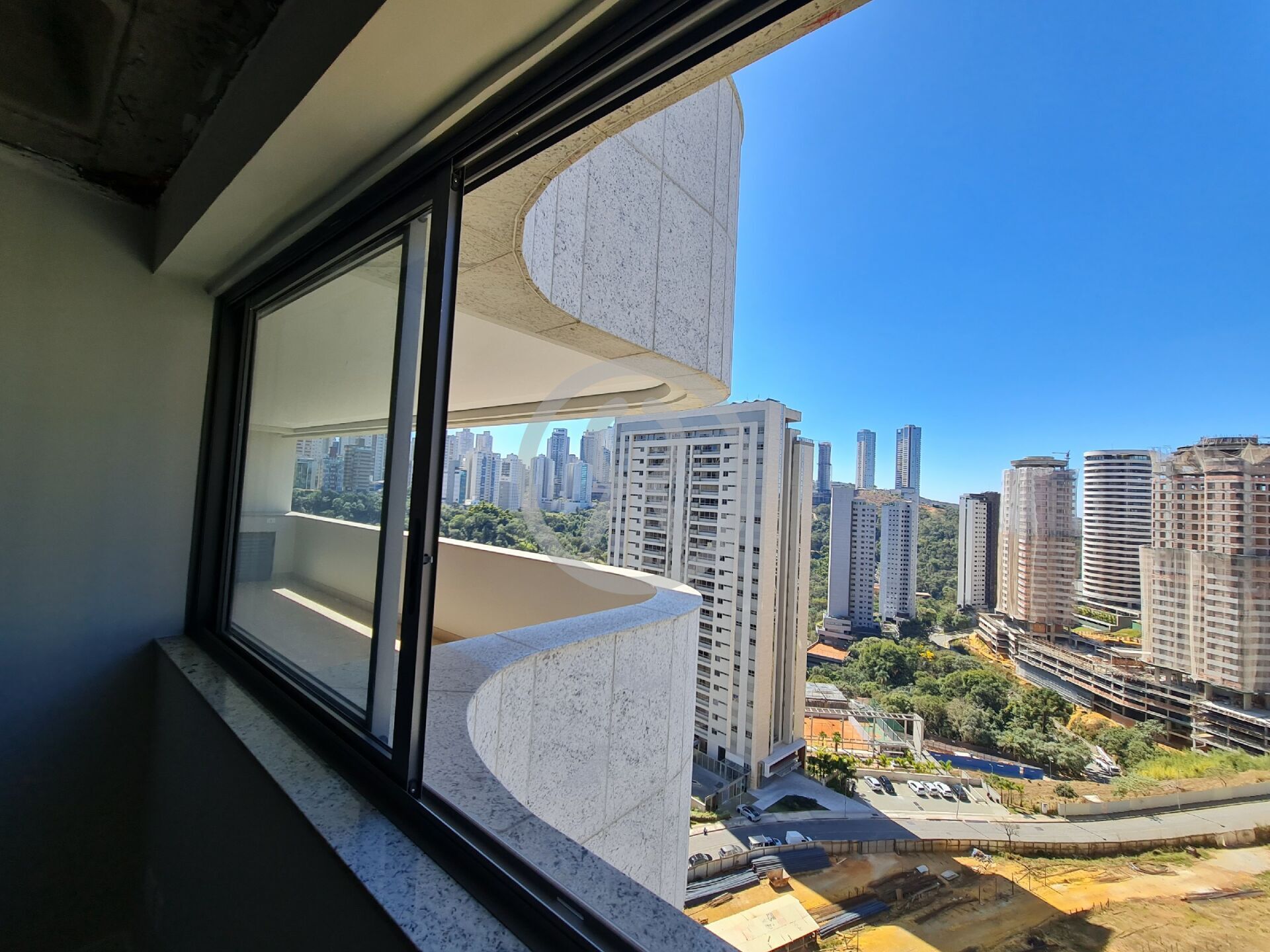 Apartamento à venda com 4 quartos, 174m² - Foto 32