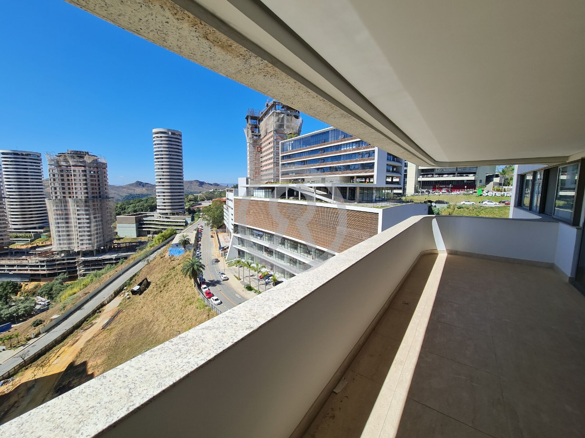 Apartamento à venda com 4 quartos, 174m² - Foto 10