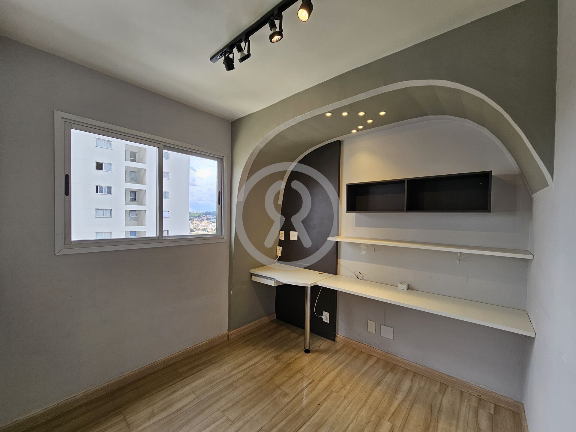 Apartamento à venda com 3 quartos, 75m² - Foto 22