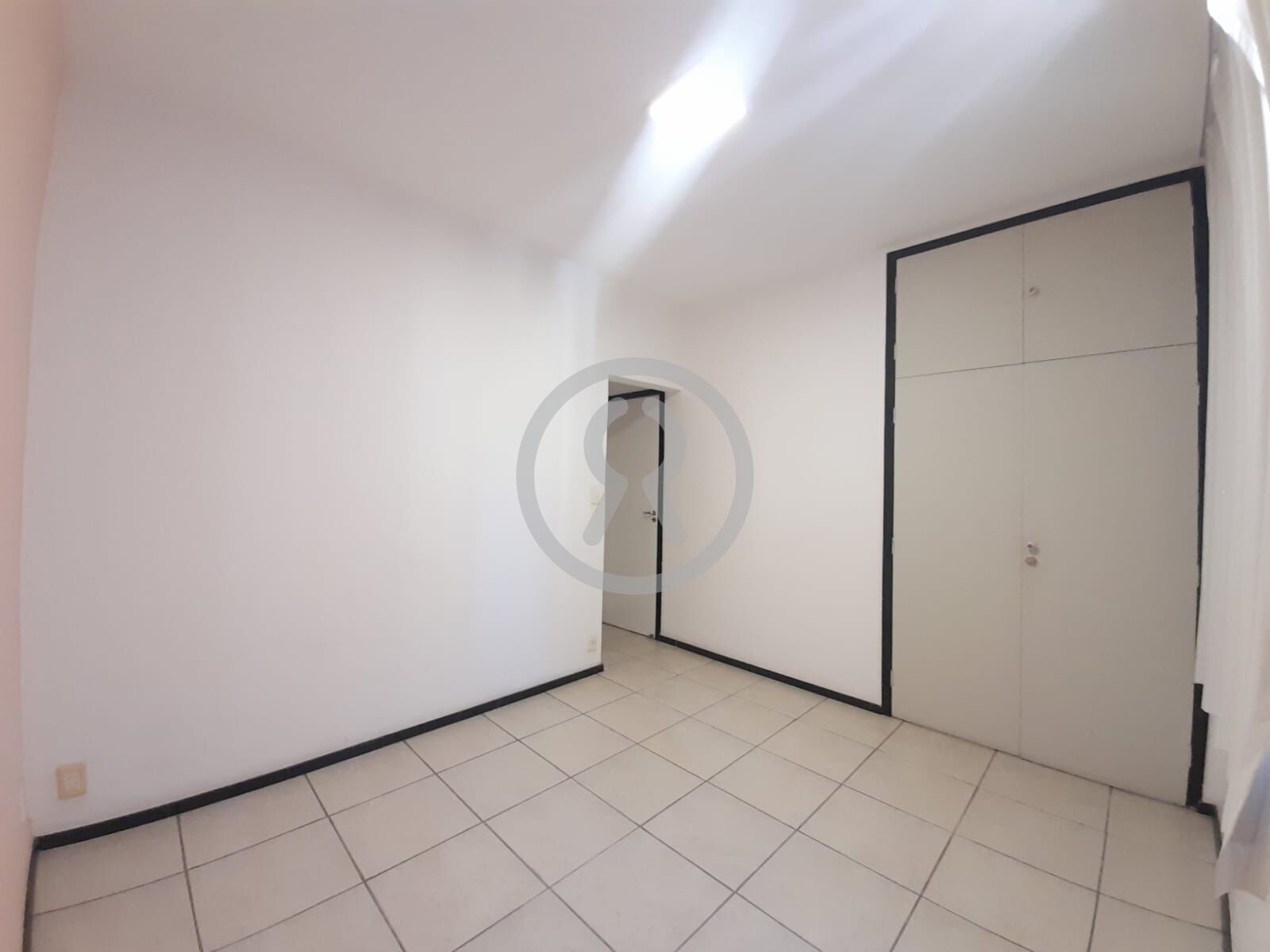 Apartamento para alugar com 3 quartos, 150m² - Foto 31