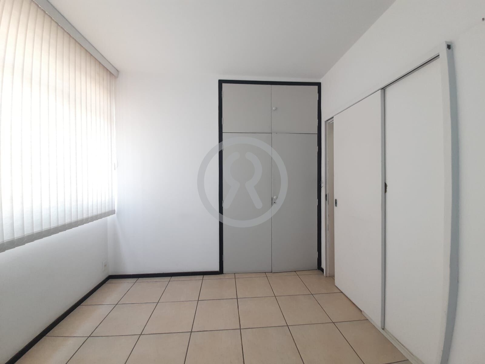 Apartamento para alugar com 3 quartos, 150m² - Foto 28