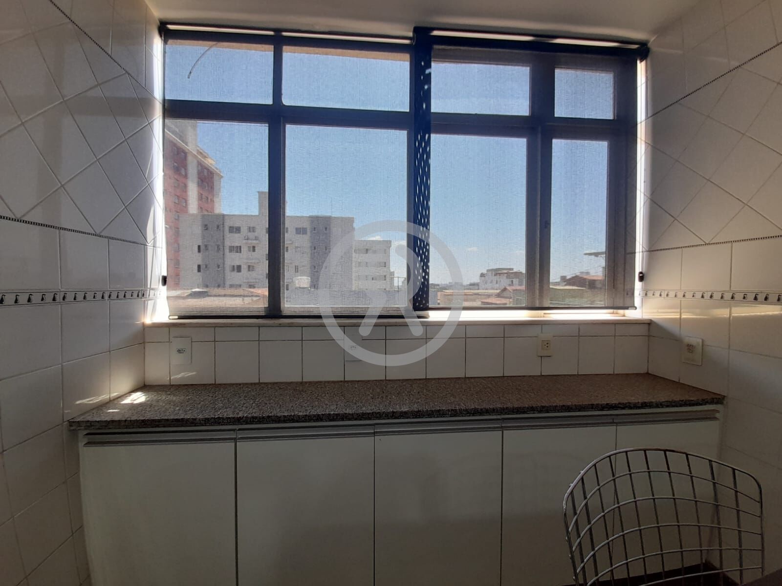 Apartamento para alugar com 3 quartos, 150m² - Foto 18